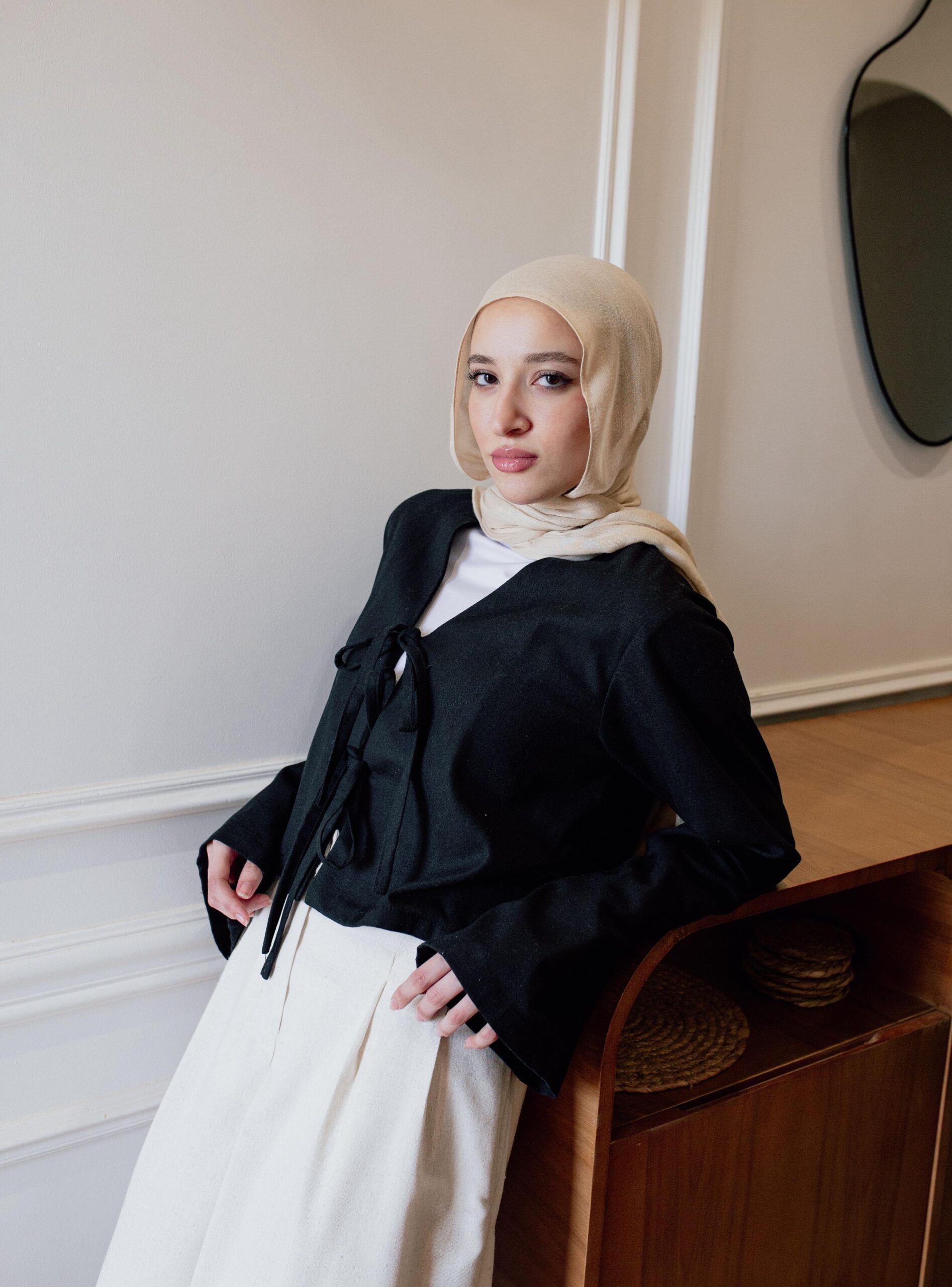 Lumi Linen Blouse – Black - Image 2