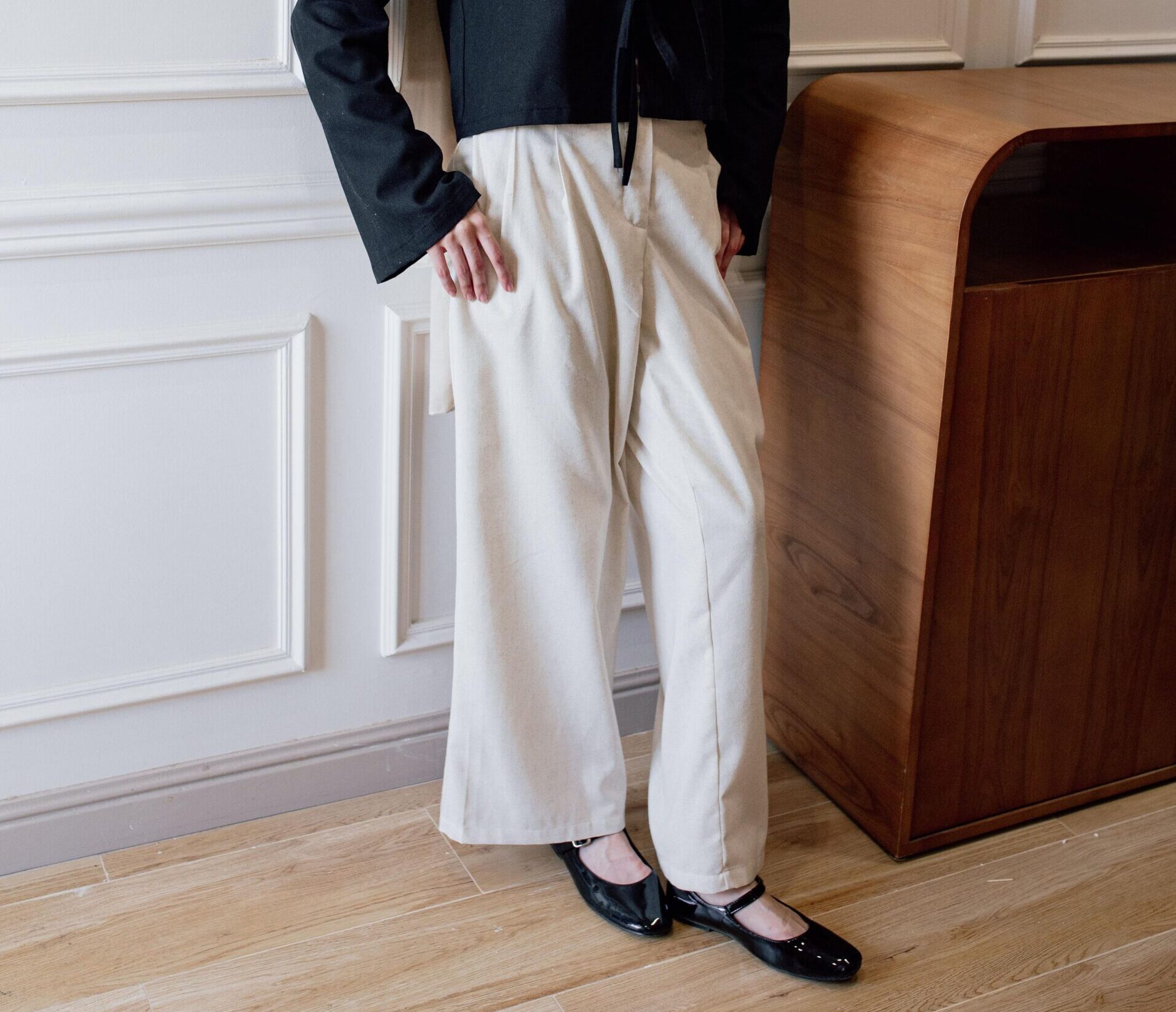 Lumi Linen Blouse – Black - Image 3