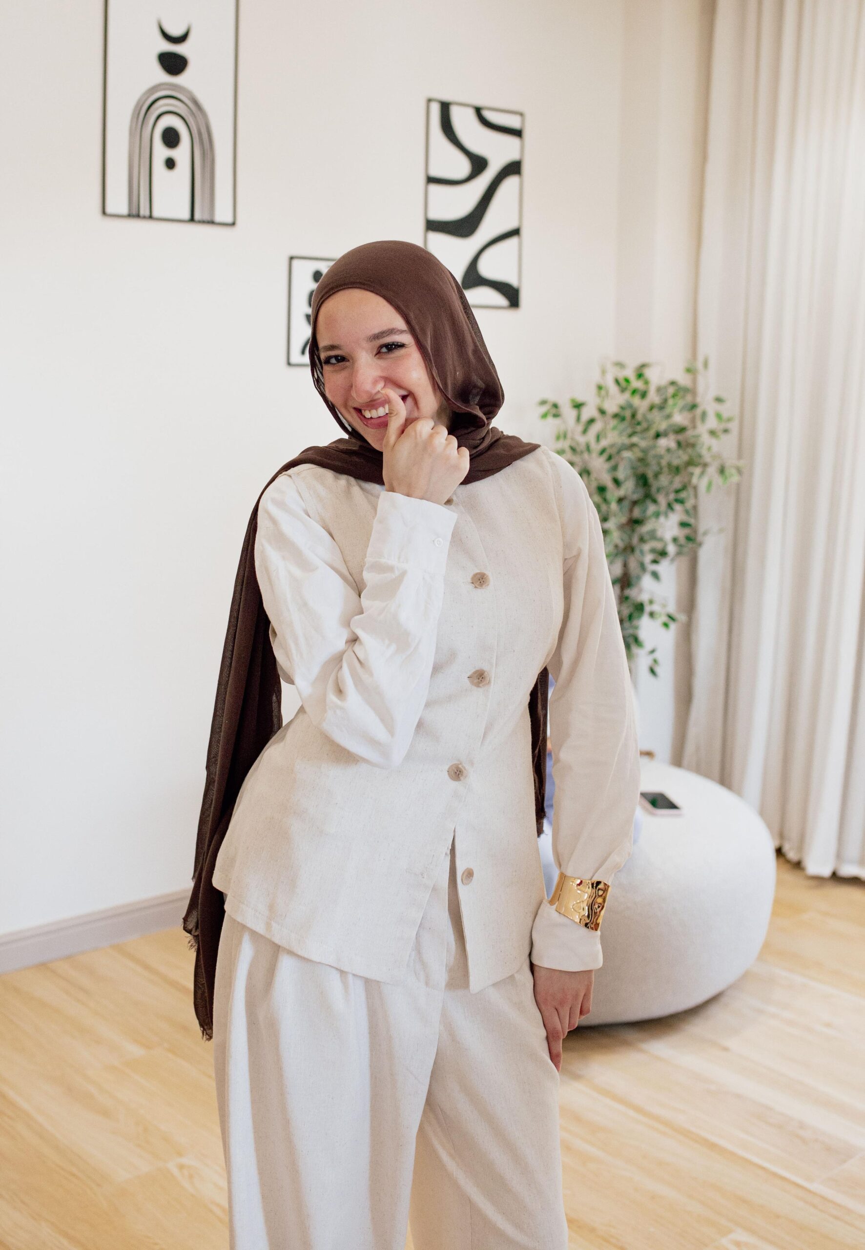 Eline Linen Vest - Beige - Image 3