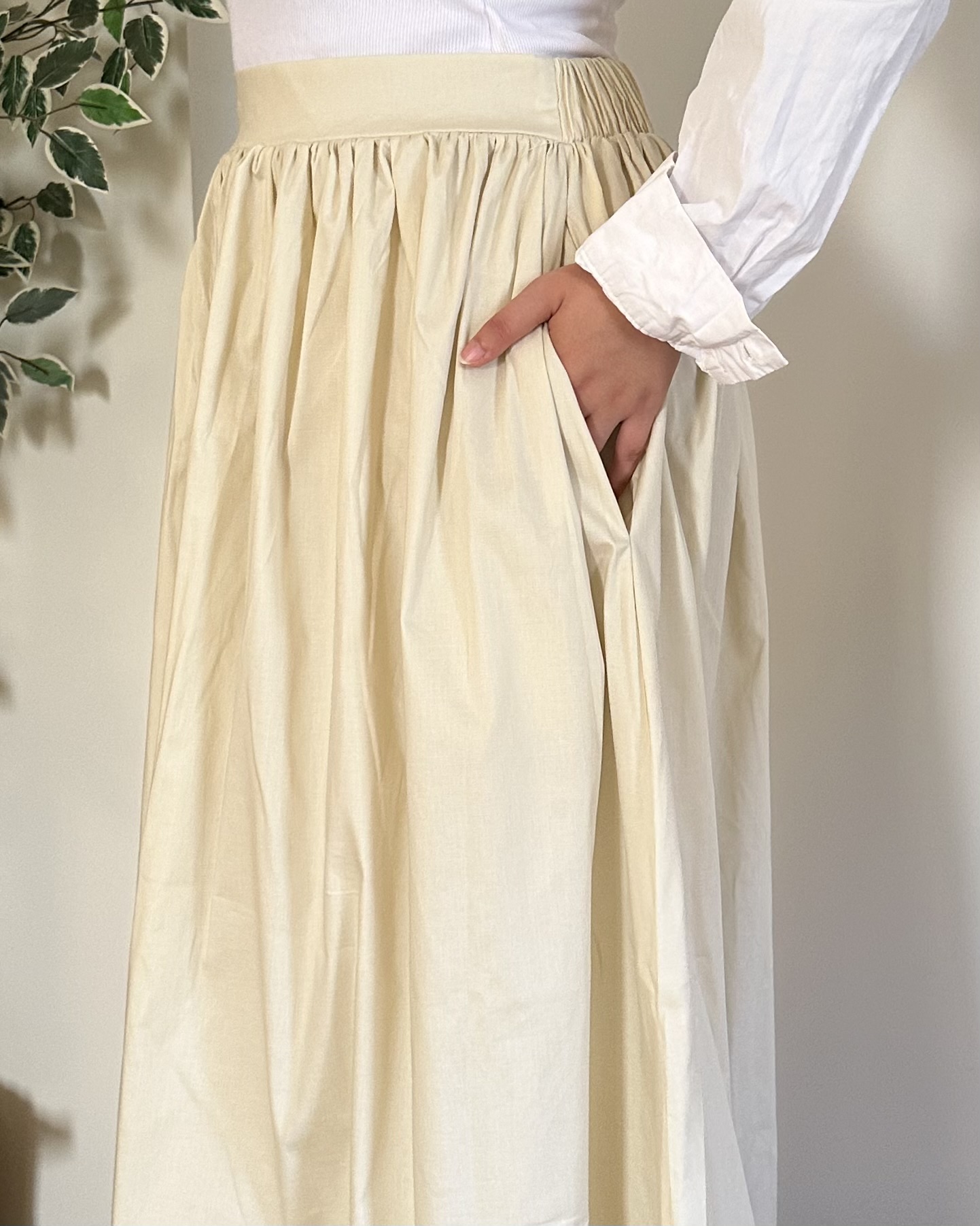 Mia Skirt - Beige - Image 3